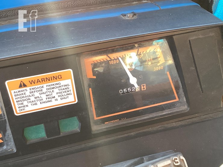 2000-new-holland-2120-image-19