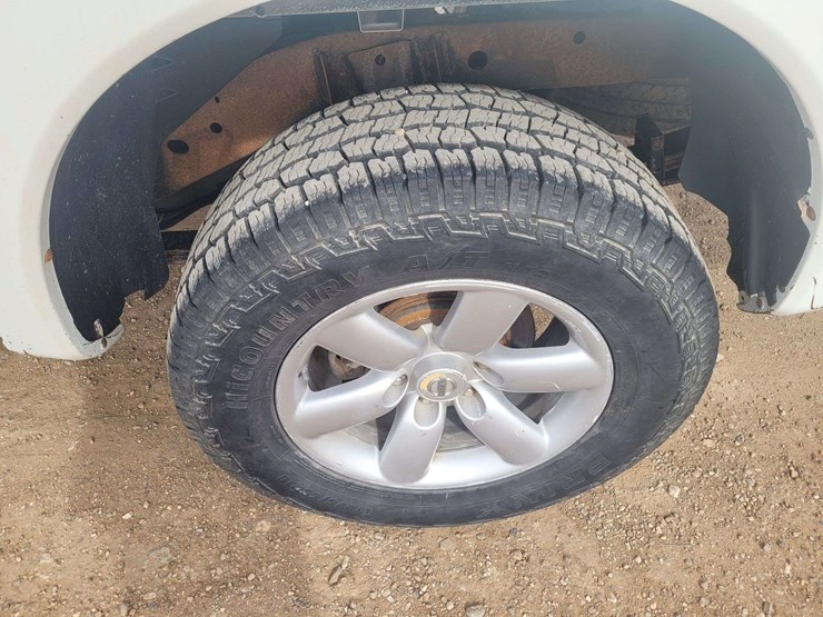 2013-nissan-titan-image-21