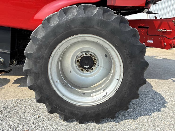 2007-case-ih-8010-image-35