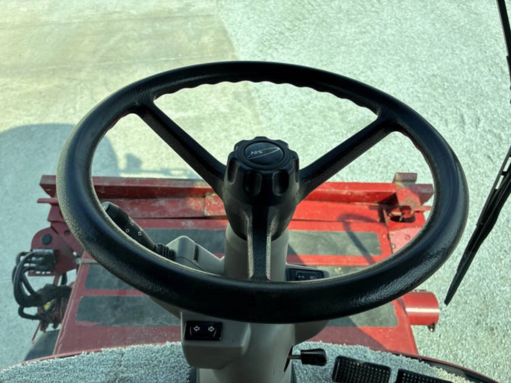 2007-case-ih-8010-image-105