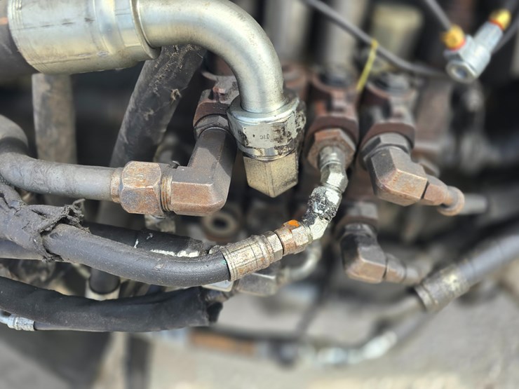 2008-mack-leu613-image-91