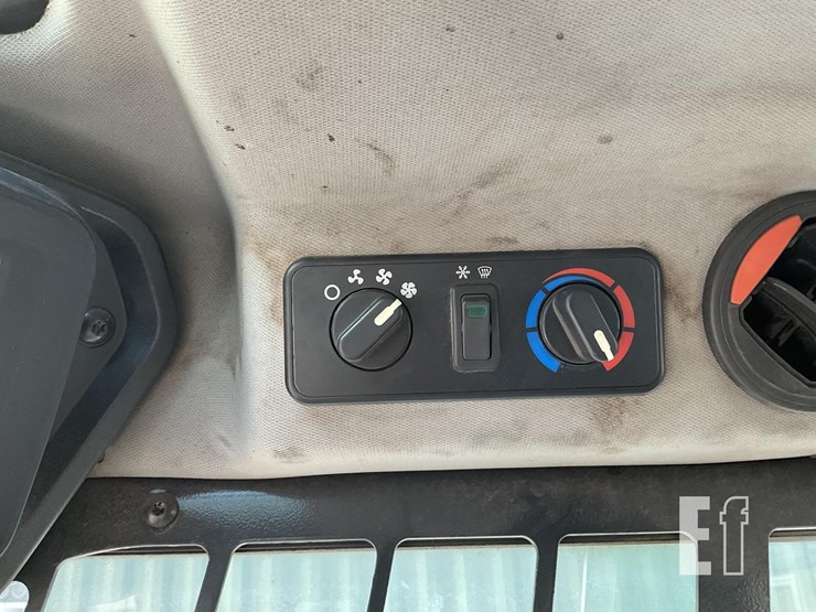 2020-bobcat-t76-image-20