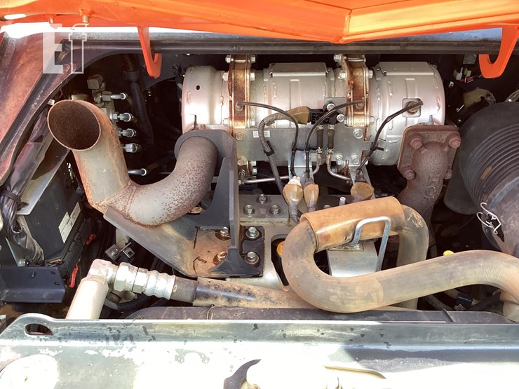 2019-kubota-svl75-2-image-13