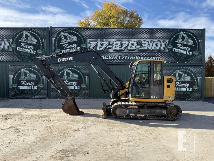 2020-deere-85g-image-1