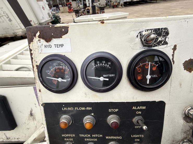 2006-cedarapids-cr552-image-51