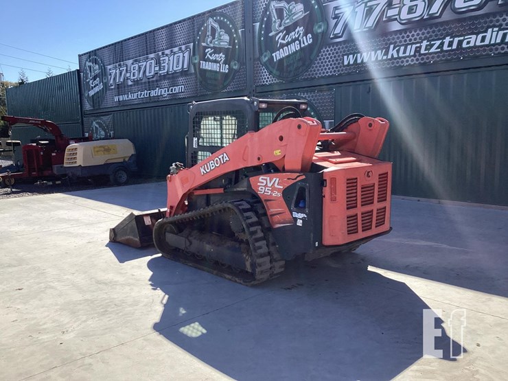 2019-kubota-svl95-2s-image-2