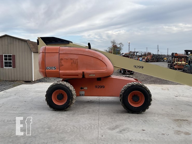 2008-jlg-600s-image-5