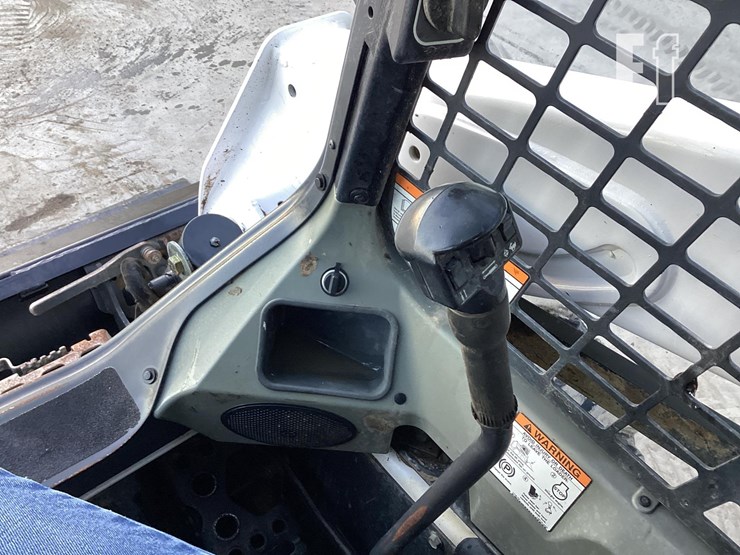 2016-bobcat-s530-image-14