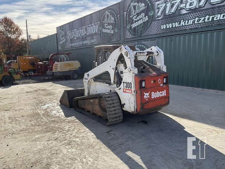 2005-bobcat-t300-image-2
