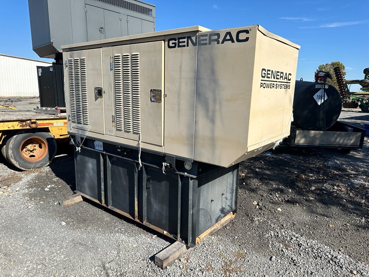 john-deere-4024t-image-3