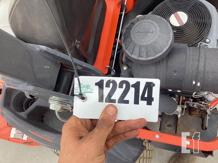 2019-kubota-z724x-image-14