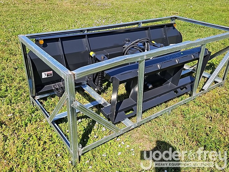 unused-jct-84"-dozer-blade-to-suit-skidsteer-image-2