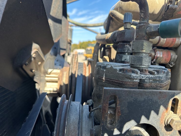 #32744-•-1989-international-f-2575-t/a-daycab-truck-tractor-vin:-1hszjg2r7kh666552-image-53