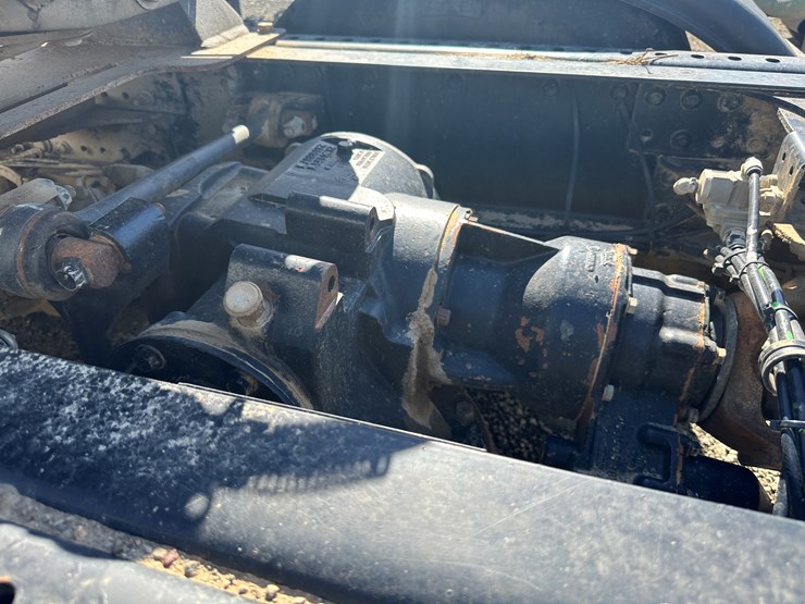 #32746-•-2014-mack-chu-t/a-daycab-truck-tractor-vin:-1m2an07y4em016702-image-22