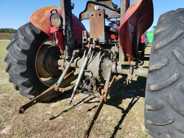 massey-ferguson-240-image-5