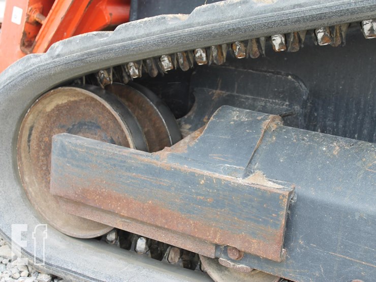 kubota-svl75-2-image-13