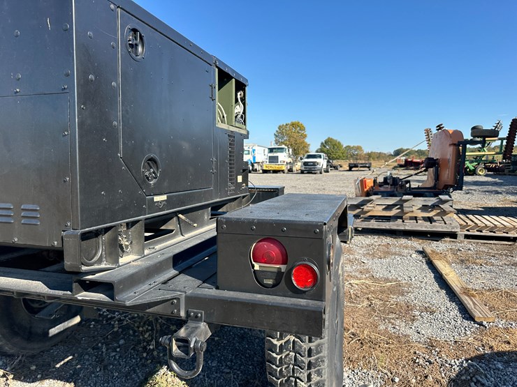 #32822-•-military-generator-image-10