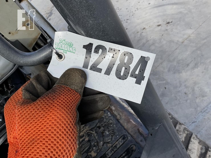 2008-bobcat-335-image-22