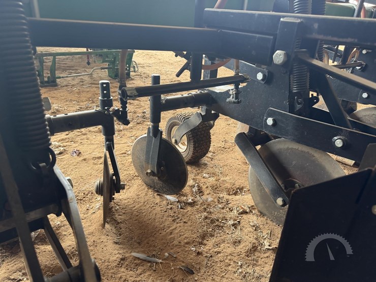 2021-b-&-h-9100-image-18