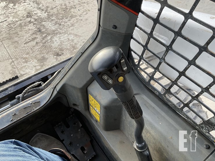 2022-bobcat-s76-image-14