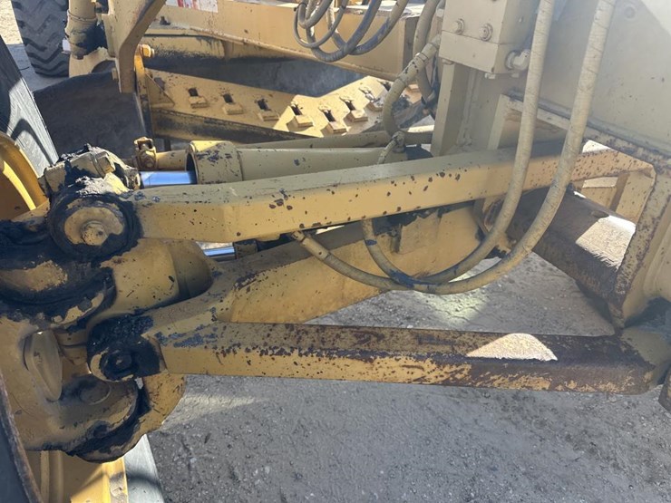 1984-caterpillar-140g-image-31