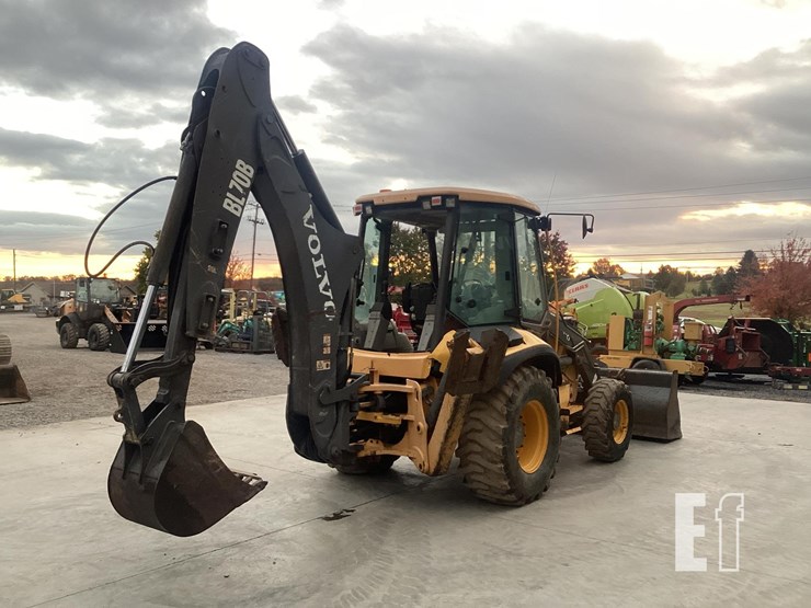 2012-volvo-bl70b-image-4