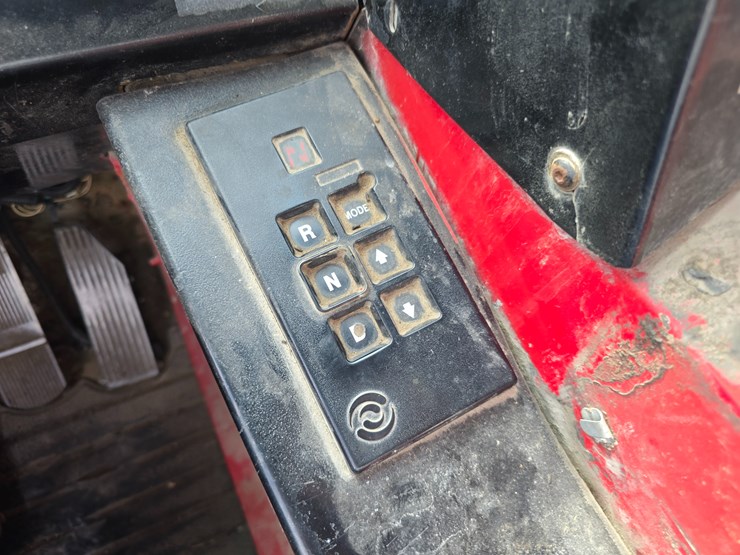 2001-mack-le613-image-47