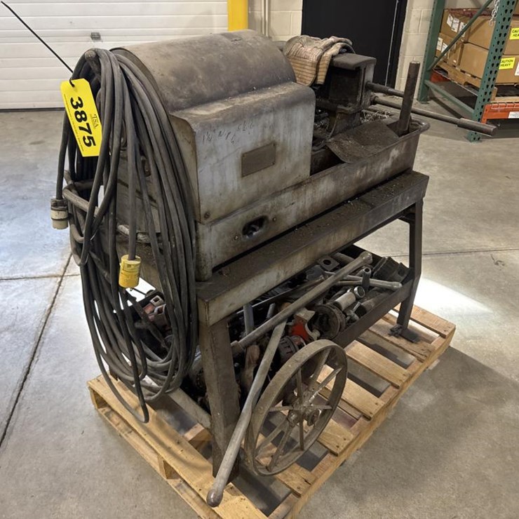 #3875 • Oster MFG Pipe Threader