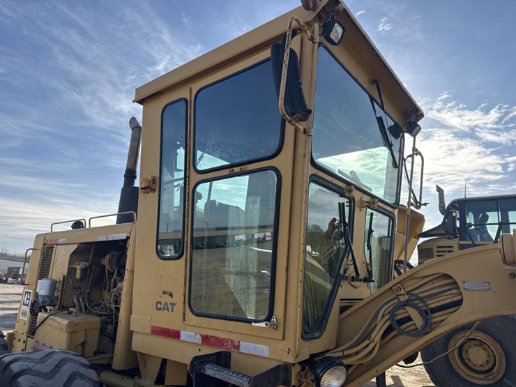 1984-caterpillar-140g-image-14