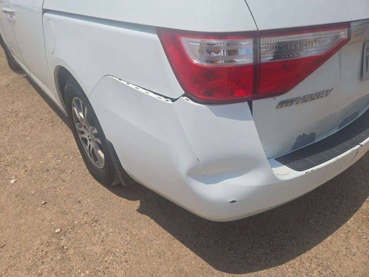 2013-honda-odyssey-image-5