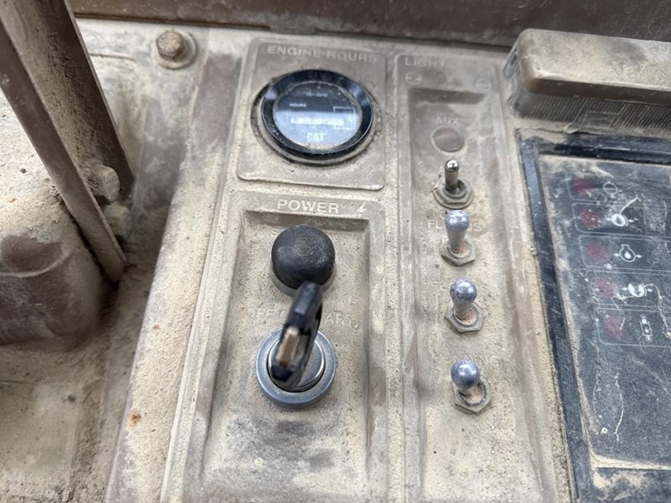 1988-caterpillar-950e-image-59