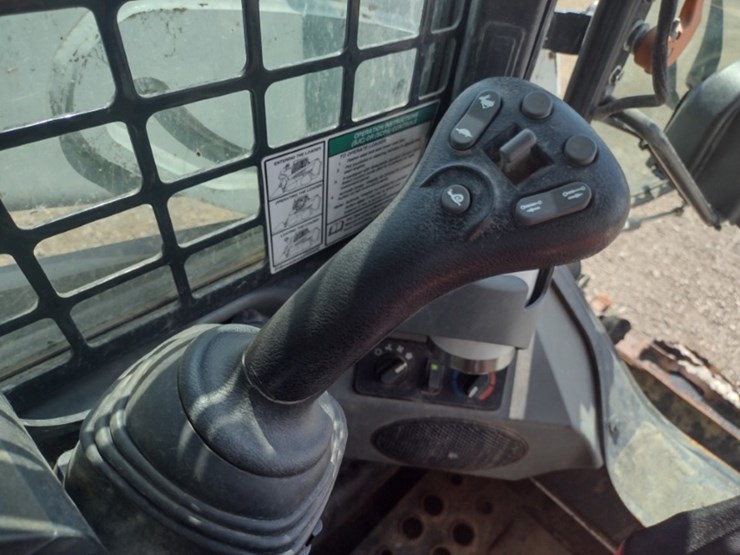 bobcat-t590-image-10