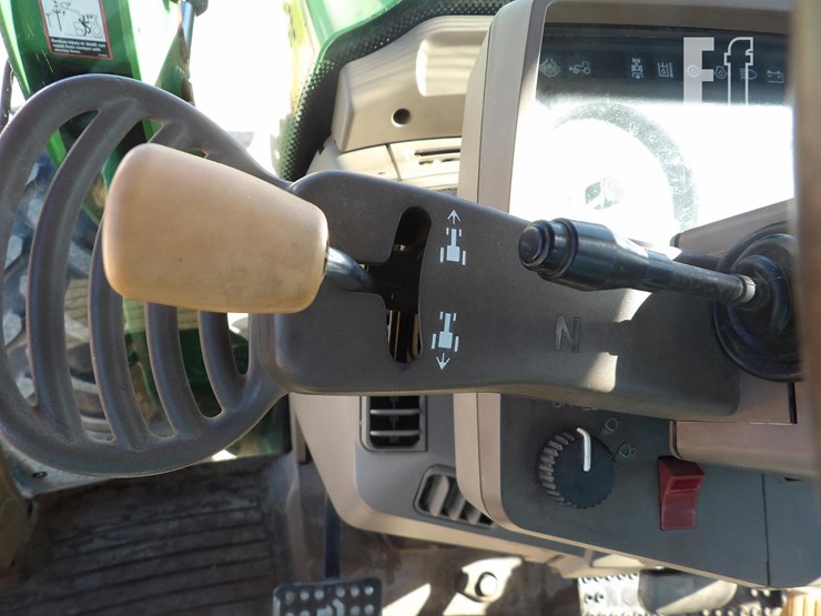 john-deere-7130-image-18