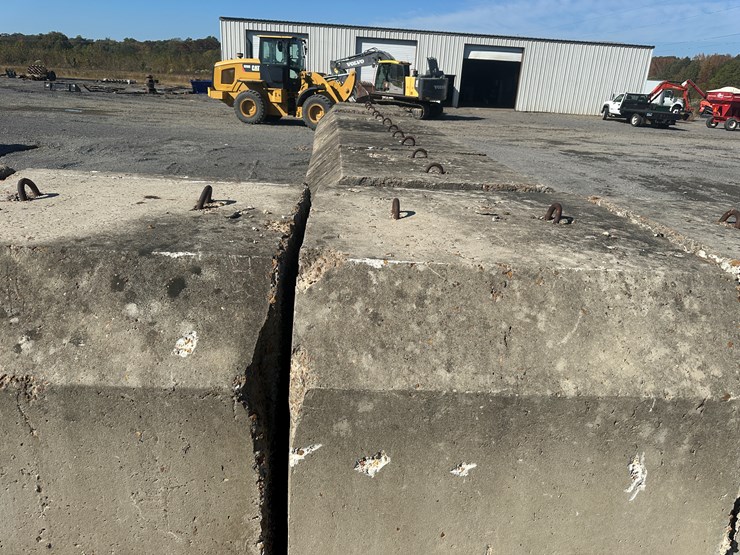 #32728-•-lot-of-(13)-~57"x80"-concrete-culvert-sectionss-image-13