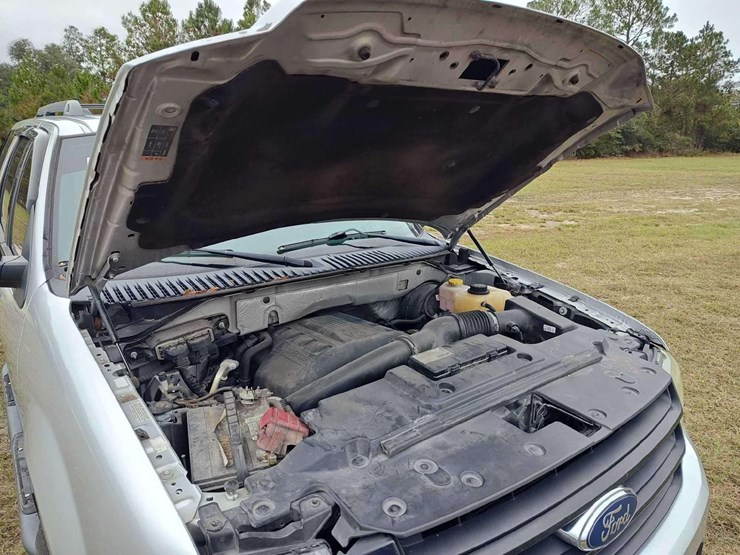 2017-ford-expedition-image-12