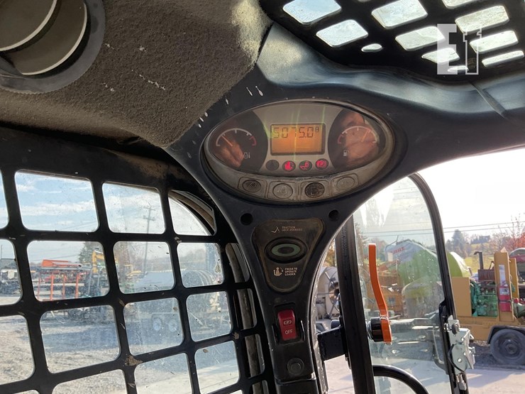 2014-bobcat-t650-image-18