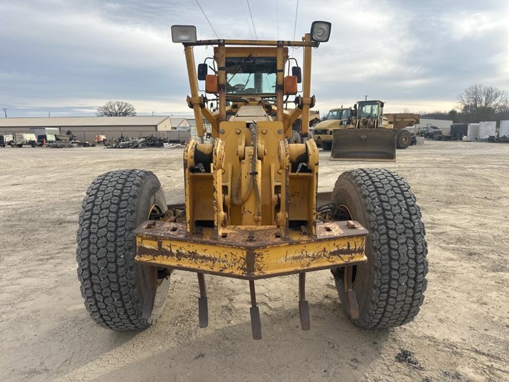 1989-john-deere-6-image-8