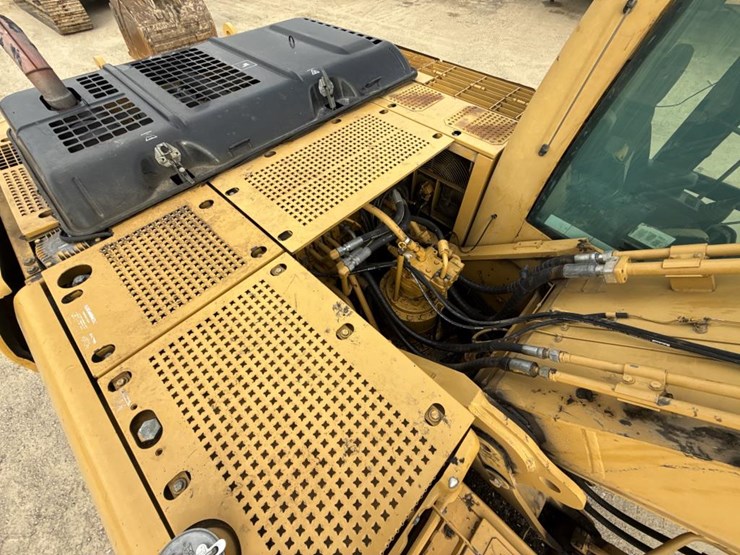 2004-caterpillar-325cl-image-30