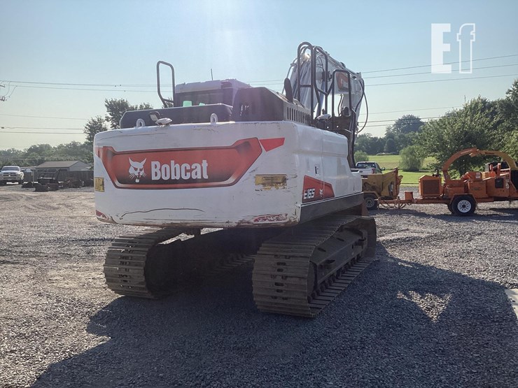 2021-bobcat-e165-image-4