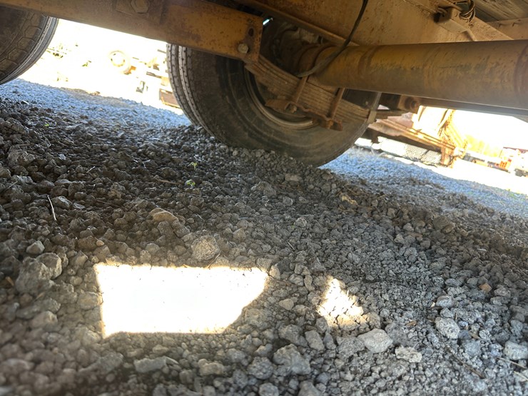 #32818-•-18'-t/a-pintle-hitch-equipment-trailer-image-13