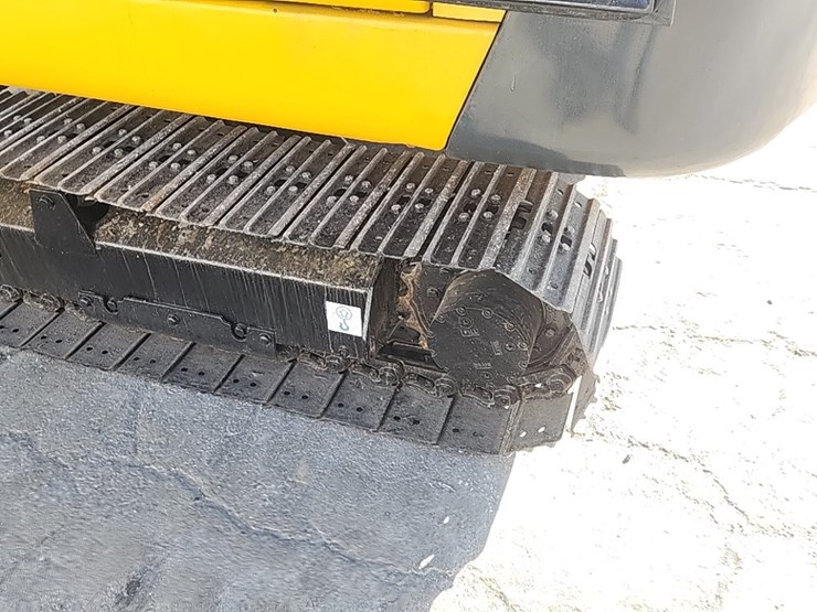 2020-komatsu-pc56-7-image-19