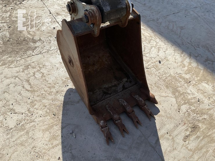 2020-deere-85g-image-9