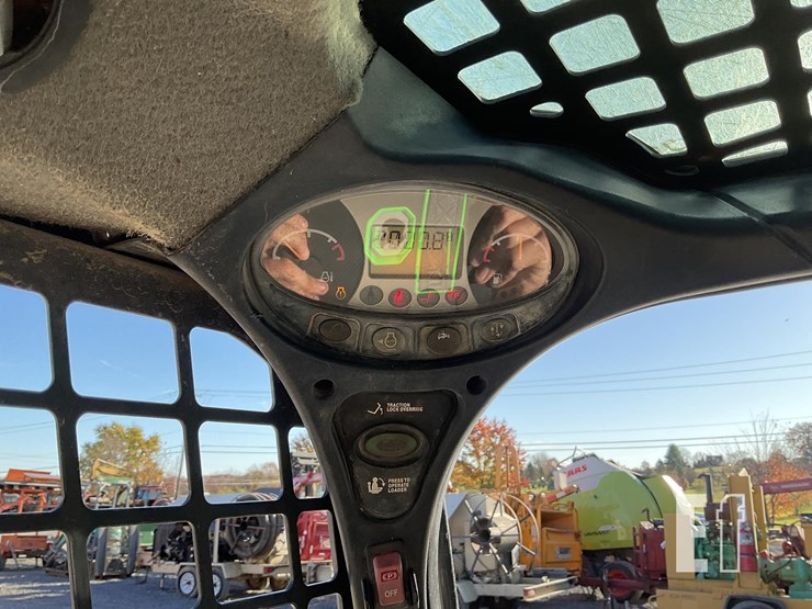 2016-bobcat-s570-image-18