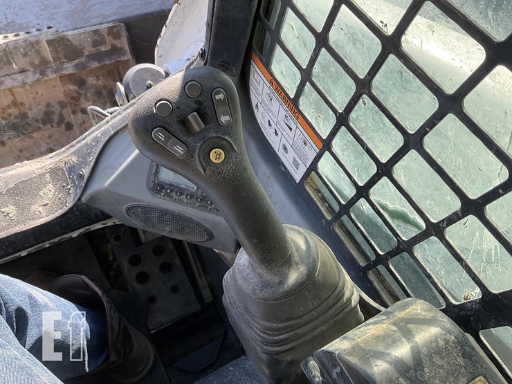 2018-bobcat-t870-image-18