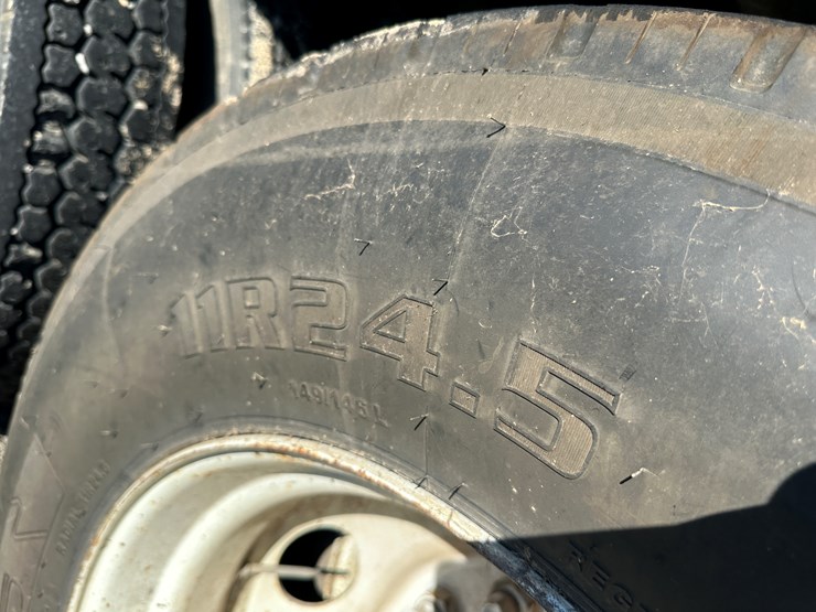 #32744-•-1989-international-f-2575-t/a-daycab-truck-tractor-vin:-1hszjg2r7kh666552-image-11