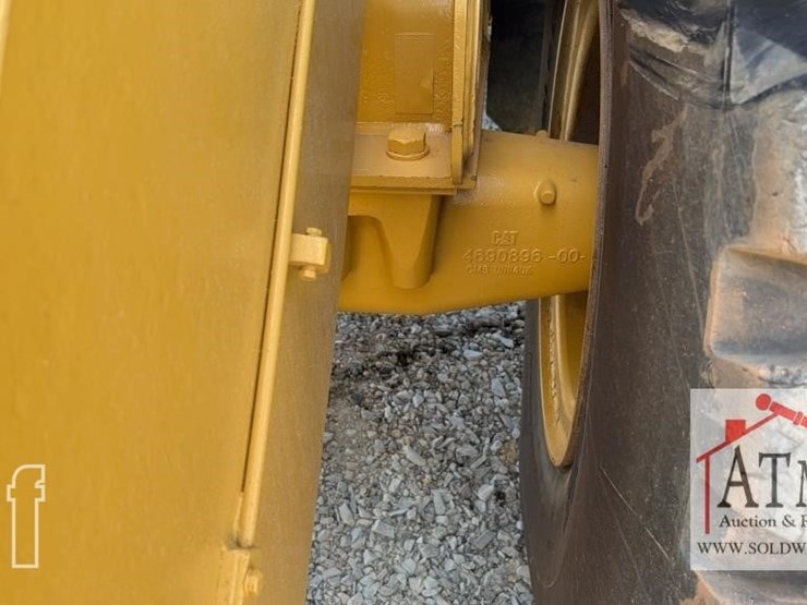 2019-caterpillar-962m-image-18