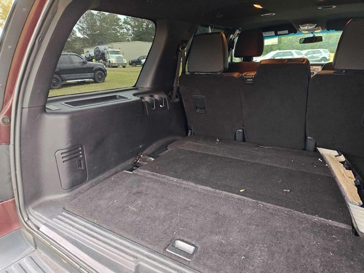 2016-ford-expedition-image-36