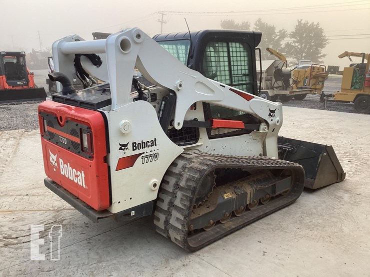 2022-bobcat-t770-image-4