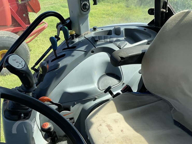 2016-new-holland-t4.100-image-19