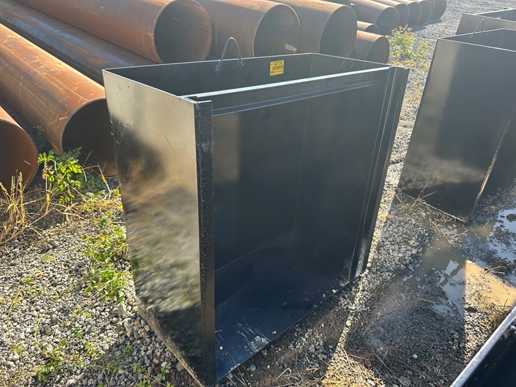 #32735-•-3'x3'-flashboard-pipe-riser-image-2